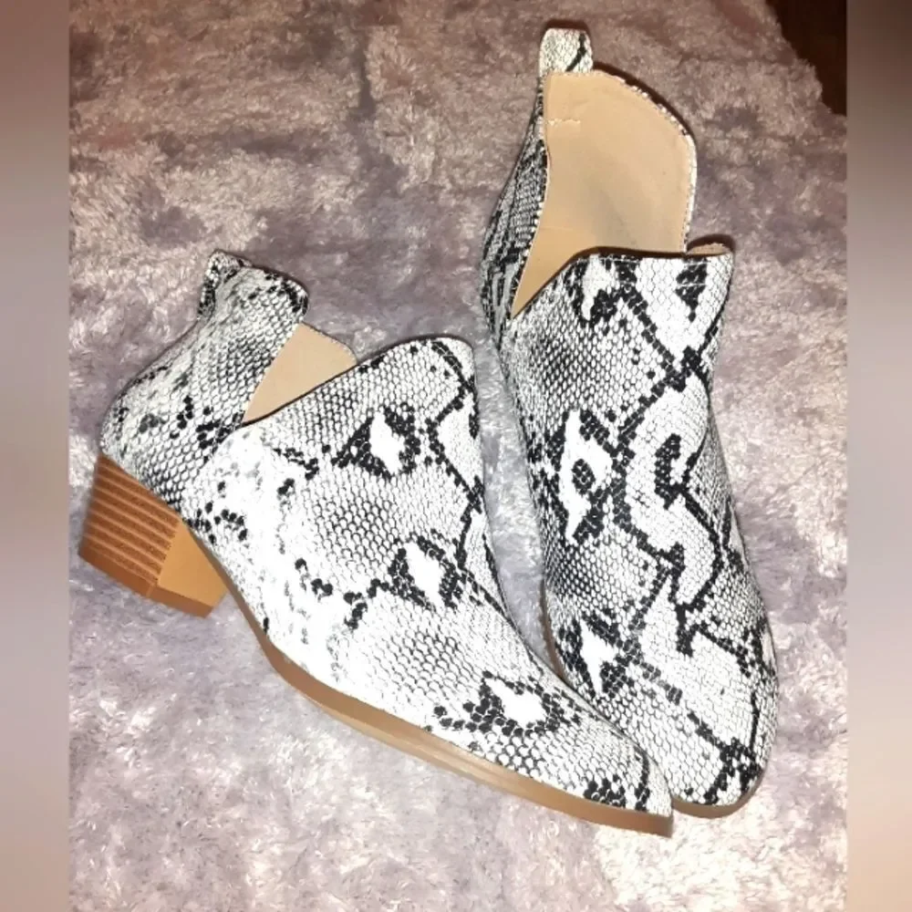 WOMEN'S cut-out ankle boots sz, 8,and 10